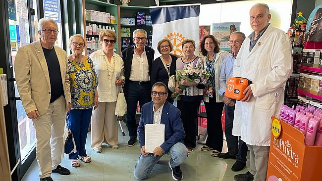 Un defibrillatore in memoria del Prof. Salvatore Lisciotto: un nuovo gesto d’amore per Marsala Città Cardio