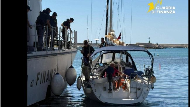 migranti-trasportati-in-barca-a-vela-operazione-della-gdf-tra-agrigento-e-mazara