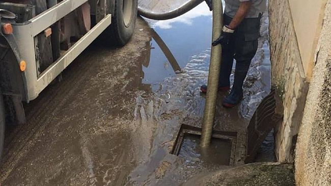 Campobello,prevenzione allagamenti, il comune  avvia lavori di pulizia di caditoie