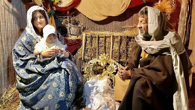 Anche a Capodanno apre il presepe vivente di palazzo Quidera