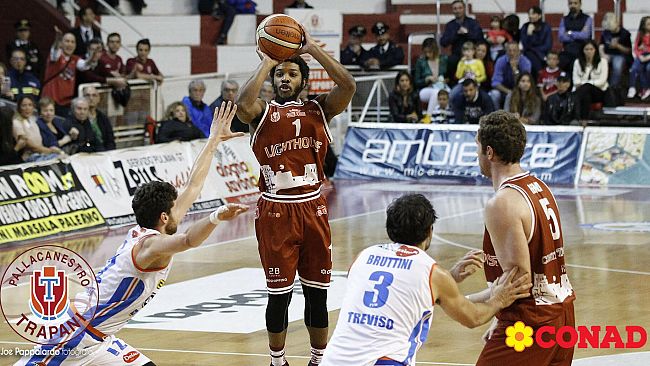 Pallacanestro Trapani, Trapani vince contro Treviso e si porta a gara 4