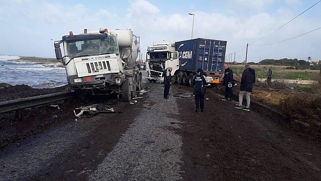 Trapani, scontro tra due mezzi pesanti sulla SP 20: ci sono feriti