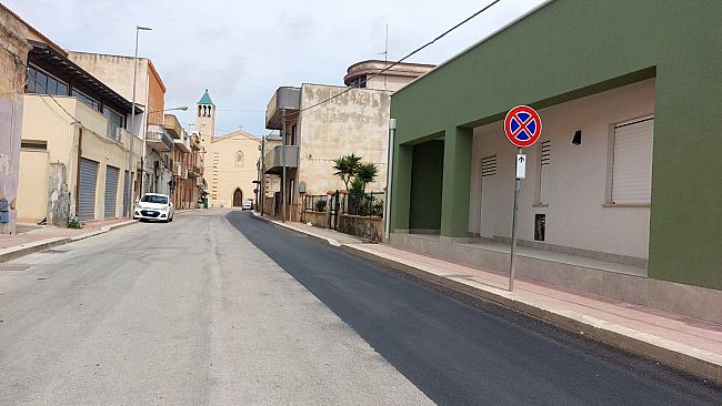 Petrosino, ripristinato il manto stradale dopo la diffida del Comune