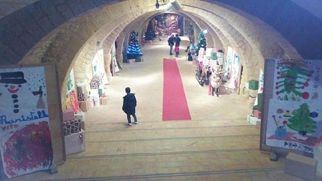 Dipingiamo il Natale, l’associazione Virgo A coinvolge i bambini per una originale mostra