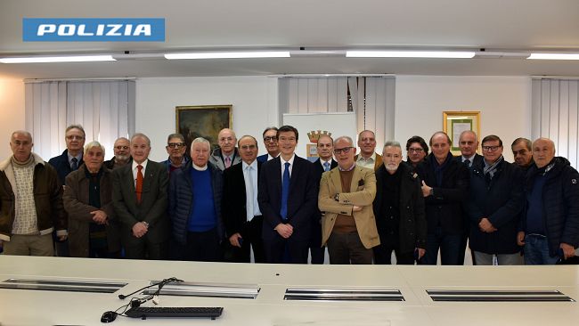 Trapani, medaglie di commiato al personale della Polizia neo pensionato