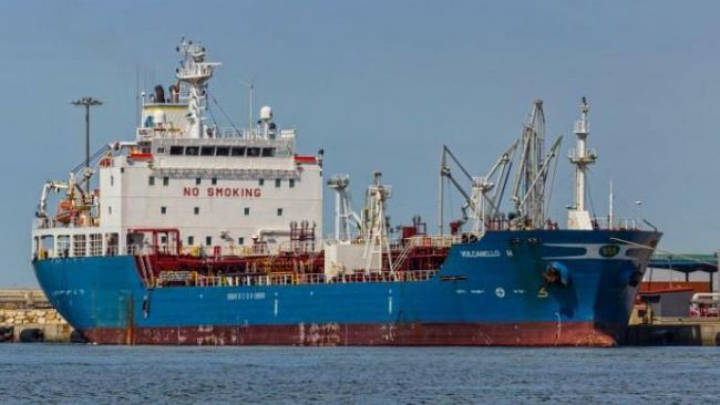 Naufragio “Nuova Iside”, disposto sequestro della petroliera Vulcanello