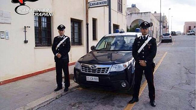 San Vito lo Capo. Disturba in un locale pubblico e poi aggredisce i Carabinieri: arrestato