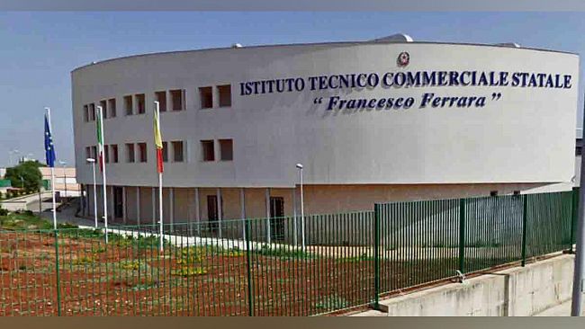 Mazara, il 12 settembre si torna a scuola. “Al via l’esodo del popolo del Liceo”. Nota del Comitato Spontaneo dei Genitori