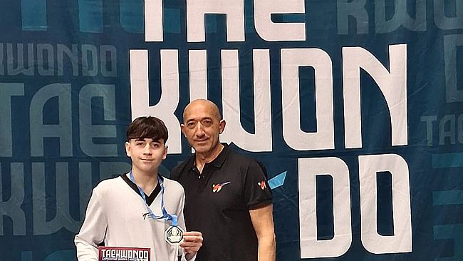 L'atleta mazarese di taekwondo Gianluca Frazzetta medaglia d'argento ai Campionati Nazionali