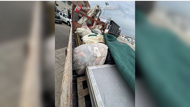  Trasporto illecito di rifiuti speciali, sanzionato marsalese al porto di Trapani