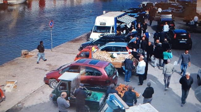 #mazarasipuò…Eliminare il degrado quotidiano ed il commercio abusivo in piazzetta dello scalo