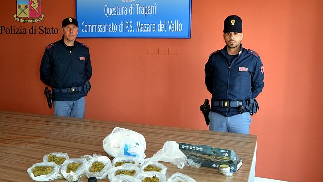 Operazione antidroga, la Polizia sequestra 1 kg di marijuana. Arrestato mazarese