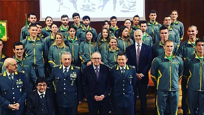 Loreta Gulotta e tutti gli atleti delle Fiamme Gialle premiati dal Ministro e dai vertici del Comando Generale