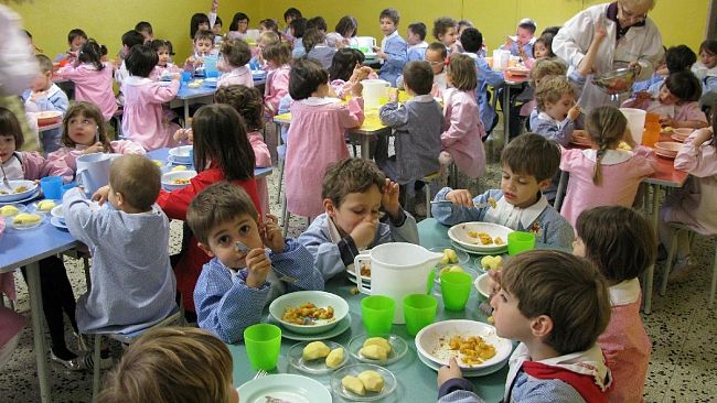 Mensa scolastica, le famiglie meno abbienti potranno richiedere un contributo