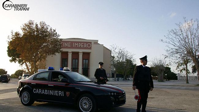 Marsala, arrestata una donna di 39 anni sorpresa a rubare all'interno di un appartamento