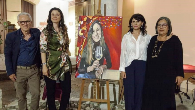 L'artista mazarese Gerry Bianco realizza un'opera pittorica per ricordare Marisa Leo 