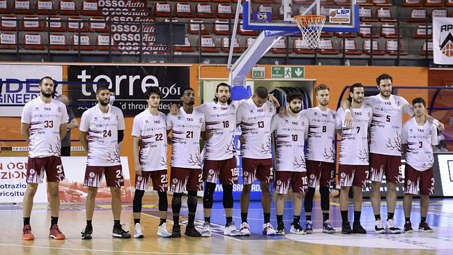 Pallacanestro Trapani, domani al 