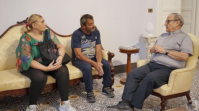 caritas-fondazione-san-vito-accolgono-a-mazara-del-vallo-i-coniugi-marchese
