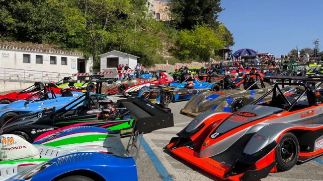 Monte Erice, auto sbanda e piomba sugli spettatori: due morti e diversi feriti il tragico bilancio della Cronoscalata