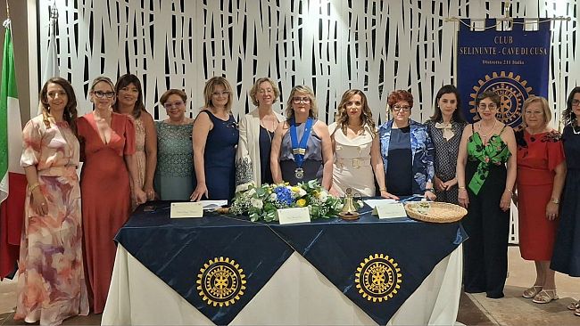 Anna Maria Li Causi è la nuova presidente dell'Inner Wheel Club Selinunte Cave di Cusa