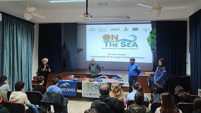 L’I.C. “LOMBARDO RADICE - PAPPALARDO” E MAREVIVO INSIEME PER LA TUTELA DEL MARE E DEL TERRITORIO