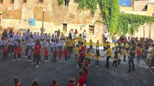 All’I.C “Borsellino-Ajello” “Bimbi e insegnanti in campo