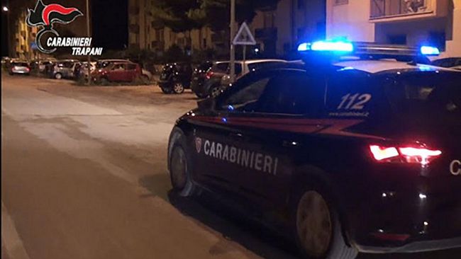 Marsala, ladro incastrato da una impronta: arrestato dai Carabinieri