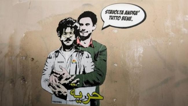 Regeni abbraccia Patrick Zaki in un murales: “Stavolta andrà tutto bene”