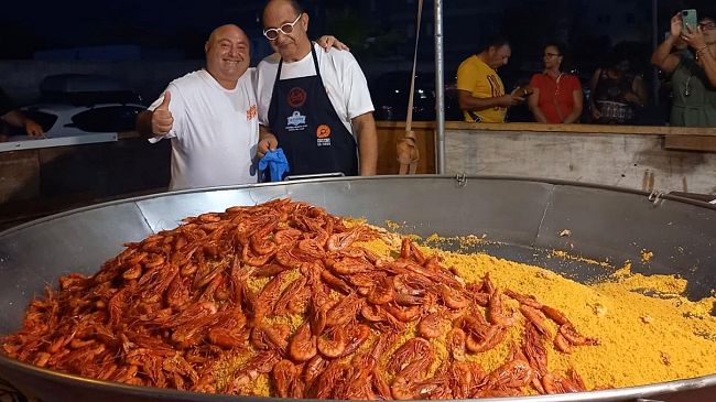A Porticello sulla terrazza a mare il villaggio globale della gastronomia