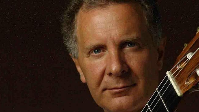 Trapani, Nuccio D’Angelo in concerto Domenica 11 ore 21.00 presso la Chiesa di Sant’Alberto