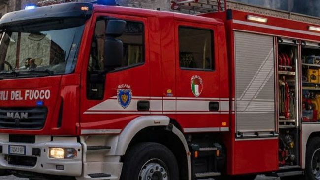 Esplosione a Castelluzzo: paura nella notte, distrutti due edifici