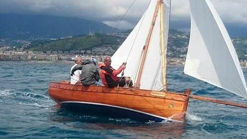 La Vikinga III, lancia marsalese, pronta per le regate a Sciacca. Poi farà tappa a Favignana e poi a Marsala.