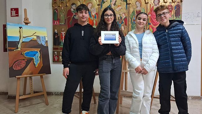 Mazara, I.C. Pirandello-Bonsignore: le classi 3A e 3F premiate al concorso “Il mondo visto con gli occhi dei ragazzi