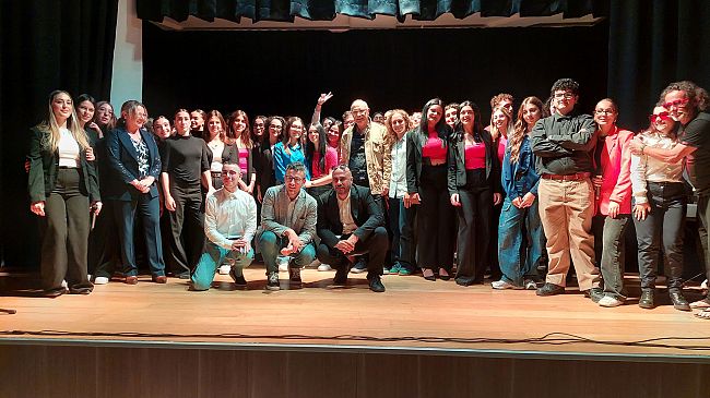 Trapani, successo per la rappresentazione teatrale del Liceo 