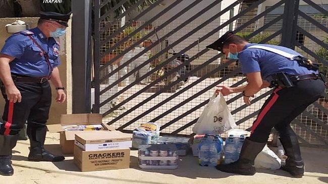 Mazara: in quarantena per covid-19, i Carabinieri gli portano la spesa