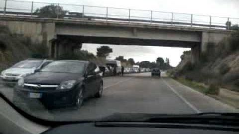 Marsala, pericolo di crollo: chiuso tratto Scorrimento veloce per Birgi