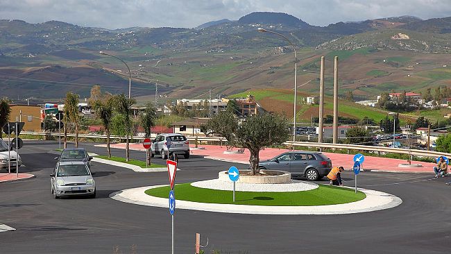 Alcamo: quasi ultimati i lavori della rotatoria della SS 113 tratto comunale
