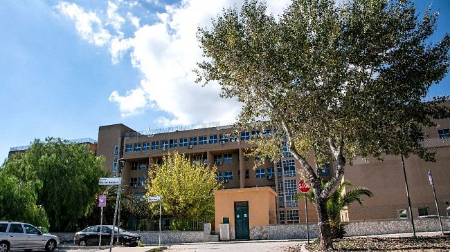 L'unità operativa di Chirurgia generale, attiva all'ospedale «Vittorio Emanuele III», deve rimanere in funzione