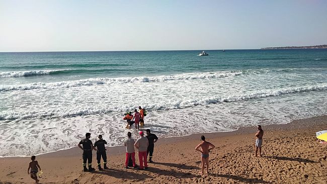 Ora d'ansia a Trappeto, si cerca in mare un giovane straniero