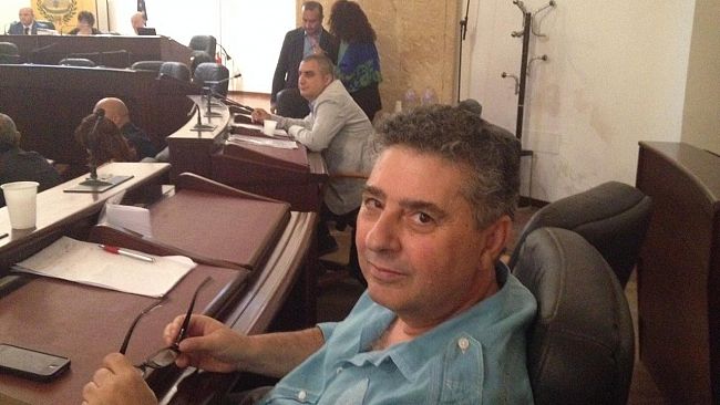 Continua la “campagna acquisti” in Consiglio del PSI dell’on. Oddo: Arena lascia Forza Italia