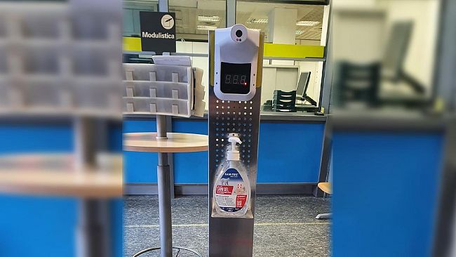 Poste italiane cerca operatori di sportello a tempo indeterminato 