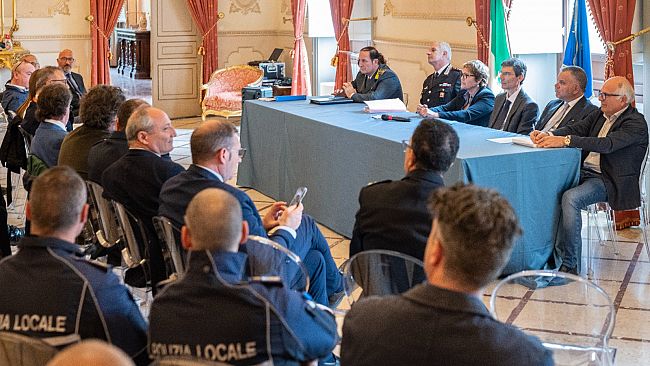 Movida notturna, riunione con i sindaci in Prefettura