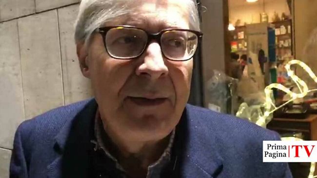 VIDEO – Sgarbi sull’ambone della chiesa madre e su Castelvetrano  città da riscoprire