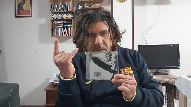 VIDEO – “Musica dentro”: il dirigibile  Led Zeppelin e la misteriosa “Black Dog”