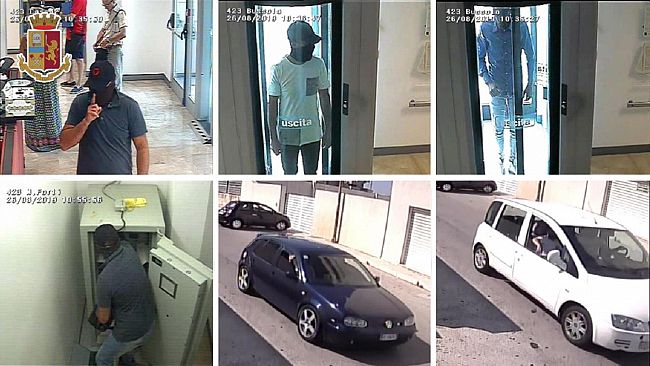 Traditi da una t-shirt, la Polizia di Stato arresta i tre rapinatori della banca Credem, 65.000 euro il bottino.