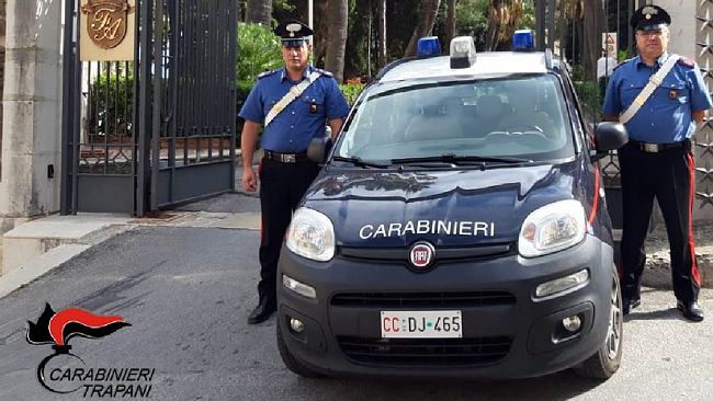 Valderice, denunciato dai carabinieri un 30enne per incendio 