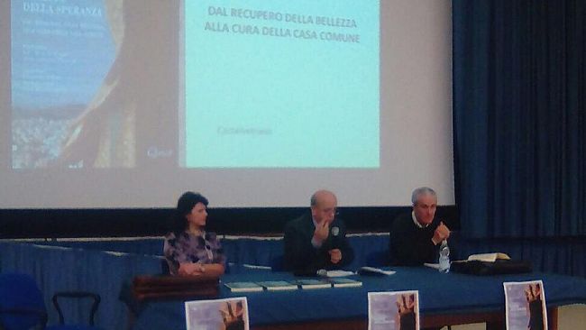 L’architetto Cesare Capitti al Liceo Scientifico di Castelvetrano con il suo libro “La città della speranza”
