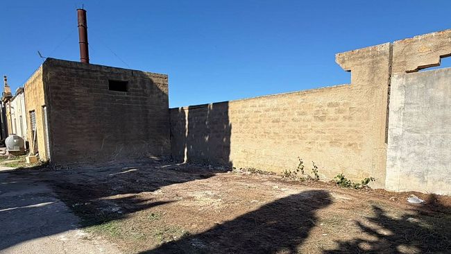 Vecchio cimitero, completata la pulizia: il Comune chiede la collaborazione dei cittadini