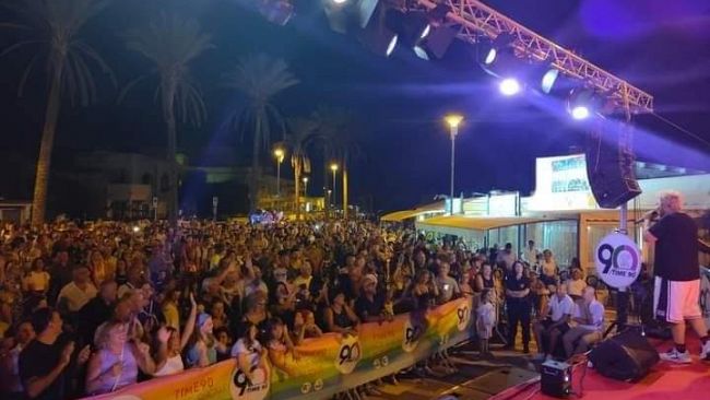 Tre Fontane,  gran successo di pubblico per lo spettacolo di Radio Time '90