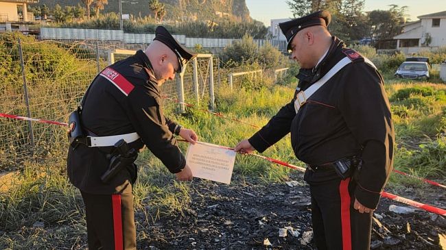 Combustione illecita di rifiuti a Borgetto, nei guai un 23enne e un 46enne